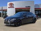 2017 Lexus IS