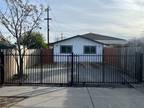 2305 E Sussex Way Unit B Fresno, CA