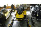 2023 Ski-Doo Renegade X 600R E-TEC ES Ice Ripper XT 1.5