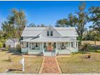 725 W West St, Panama City, FL 32404