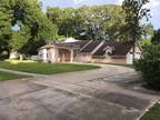 7610 Barry Rd, Tampa, FL 33615