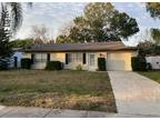 6421 Meadowbrook Ln, New Port Richey, FL 34653