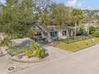 306 S Pine St, New Smyrna Beach, FL 32169