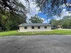 8302 N Mulberry St, Tampa, FL 33604