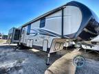 2017 Forest River Forest River RV Sandpiper Select 378FB 37ft