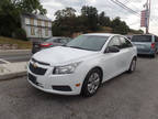 2013 Chevrolet Cruze White, 104K miles