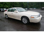 2003 Lincoln Town Car Cartier