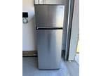 Vissani 7.1 cu. ft. Top Freezer Refrigerator- Stainless - Opportunity