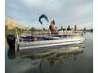 24 foot Sun Tracker Fishin Barge 24 DLX