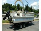 22 foot SunTracker Party Barge
