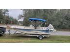 21 foot Carolina Skiff 218DLV