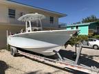 27 foot Sea Hunt Gamefish 27CB