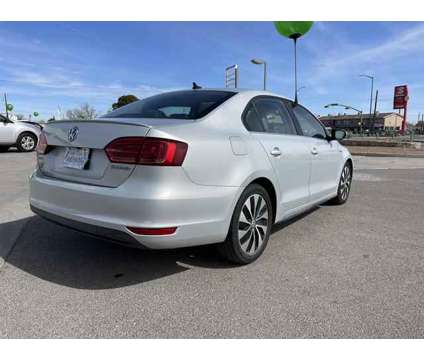 2013 Volkswagen Jetta for sale is a Silver 2013 Volkswagen Jetta 2.5 Trim Car for Sale in El Paso TX