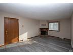 3430 Holiday Ct Apt 1 Bettendorf, IA