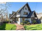 245 Hillside Ave, Piedmont, CA 94611