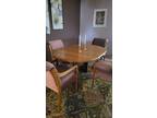 PRICE REDUCTION! Oak Dining room table and 6 chairs set