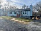 218 Foothill Ln, Harpers Ferry, WV 25425