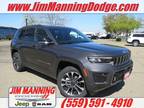 2023 Jeep grand cherokee Gray