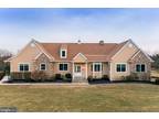 250 Pineville Rd, Newtown, PA 18940