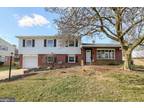 1928 Longview Dr, Lancaster, PA 17601