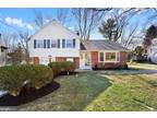 1037 Edwards Dr, Springfield, PA 19064