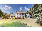 8275 Melody Acres Dr, Welcome, MD 20693