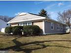 20 Tulip Ln, Willingboro, NJ 08046