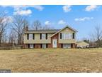1418 Cotton Ct, Westminster, MD 21157