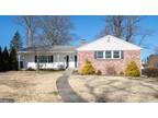 3662 Marquis Ln, Huntingdon Valley, PA 19006