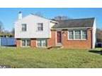 740 Hansom Dr, Lancaster, PA 17603