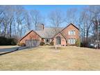 6 Val Ct, Wolcott, CT 06716