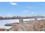 4 Horizon Rd #804, Fort Lee, NJ 07024