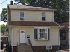 20 Valley St, Newark, NJ 07106