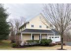 105 Periwinkle Dr #105, Middlebury, CT 06762