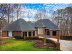 171 S Pine Cove Dr, Lagrange, GA 30240