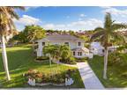 478 1st Ave S, Naples, FL 34102