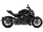 2023 Ducati Diavel 4 Thrilling Black Motorcycle for Sale
