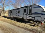 2021 Forest River Cherokee Alpha Wolf 30DBH-L 37ft