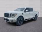 2017 Nissan Titan