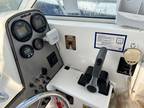 2000 Wellcraft 24 Walk around - Solid boat - 200 HP Yahama Outboard