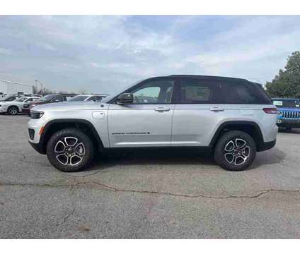 2022 Jeep Grand Cherokee Trailhawk 4xe Hybrid is a Silver 2022 Jeep grand cherokee Trailhawk Hybrid in Fort Smith AR