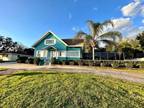 1521 N Lake Howard Dr, Winter Haven, FL 33881