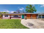 298 Okaloosa Dr, Winter Haven, FL 33884