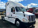 Used 2010 Freightliner Cascadia 125 for sale.