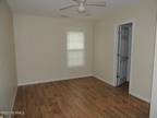 130 Miracle Dr Apt 3 Jacksonville, NC