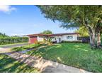 6631 9th St SW, Pembroke Pines, FL 33023