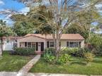 917 31st Rd N, Hollywood, FL 33021