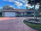 4955 84th Rd NW, Coral Springs, FL 33067
