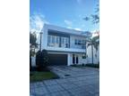 9880 74th Ter NW, Doral, FL 33178