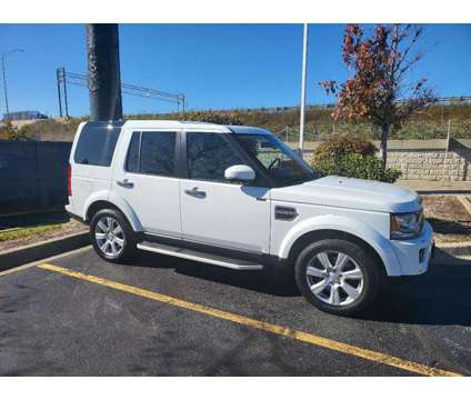 2016 Land Rover LR4 is a 2016 Land Rover LR4 SUV in Des Plaines IL